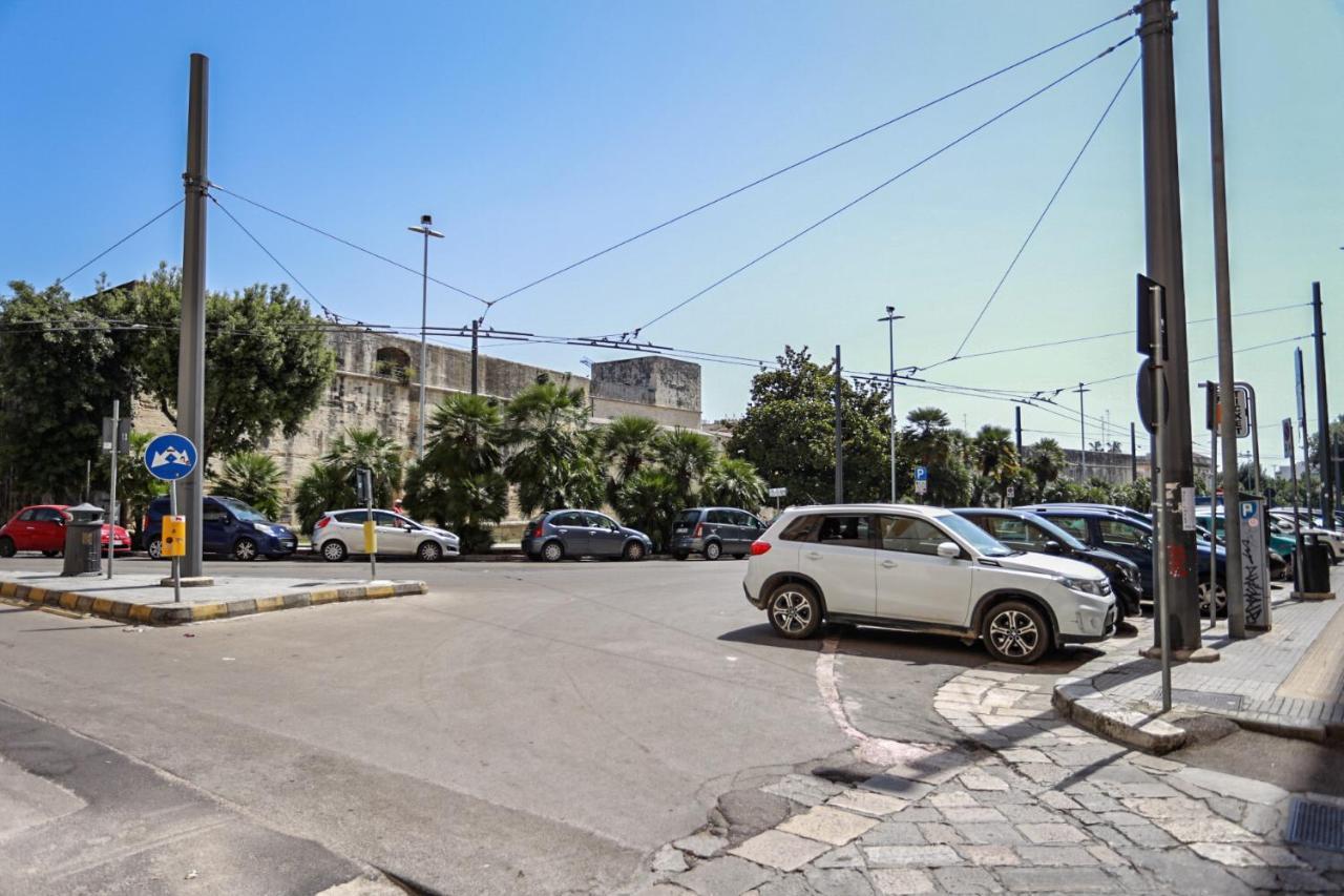 Marconi 7- City Centre Apartment Sit Lecce Zewnętrze zdjęcie